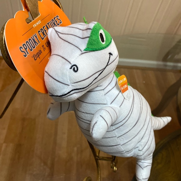 - Fringe Mommy Dinosaur Dog Toy With Squeaker. - Picture 7 of 10